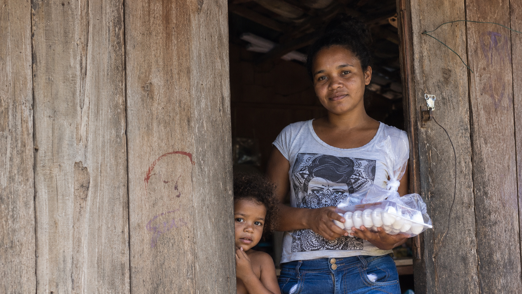 Família atendida pelas ações sociais da Basílica